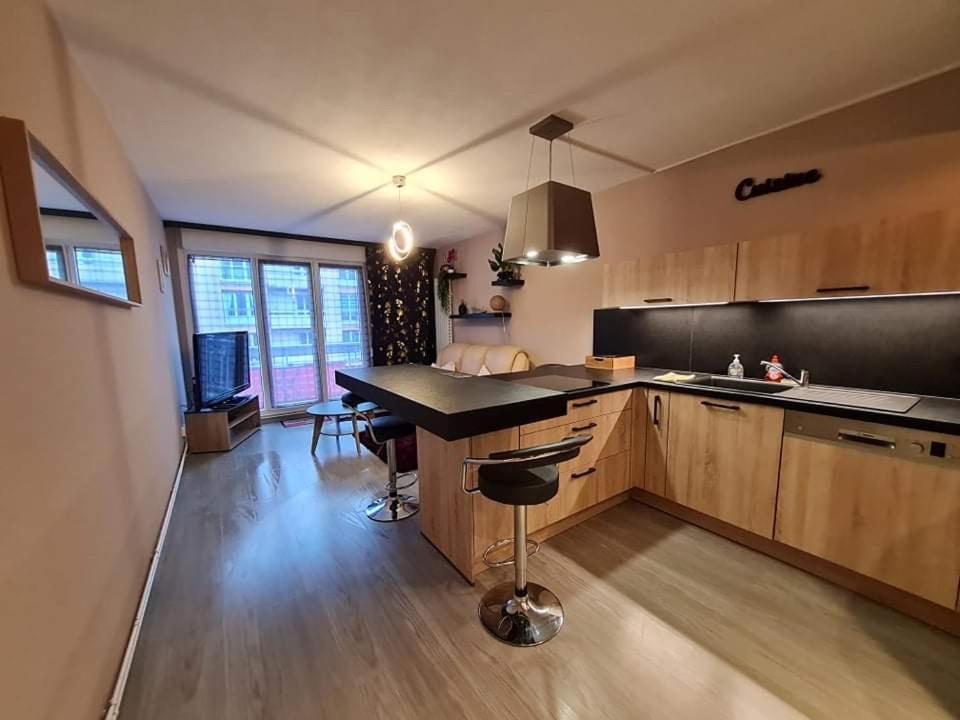Bel appartement proche commerces et centre ville avec WiFi Verdun Extérieur photo